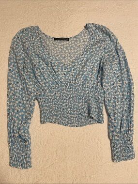 Abercrombie & Fitch Light Blue Floral Smocked Crop Top
